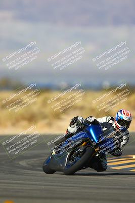 media/Jan-13-2024-SoCal Trackdays (Sat) [[9c032fe5aa]]/Turn 16 Set 2 (1120am)/